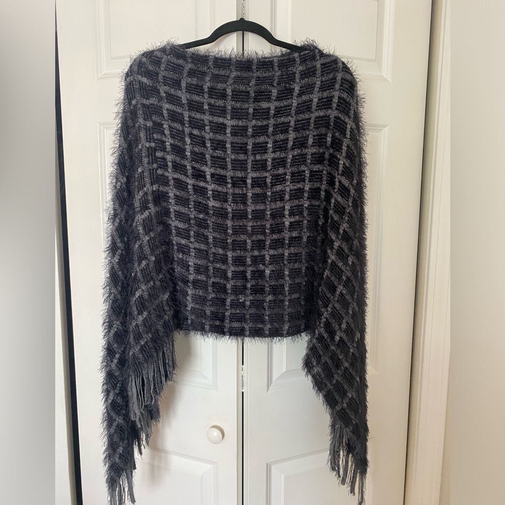 Sweater poncho